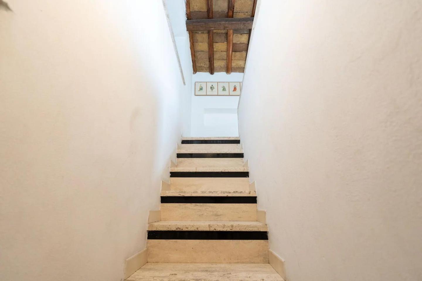 15 Min From Piazza Venezia Skyline Sanctuary In Trastevere Exterior photo
