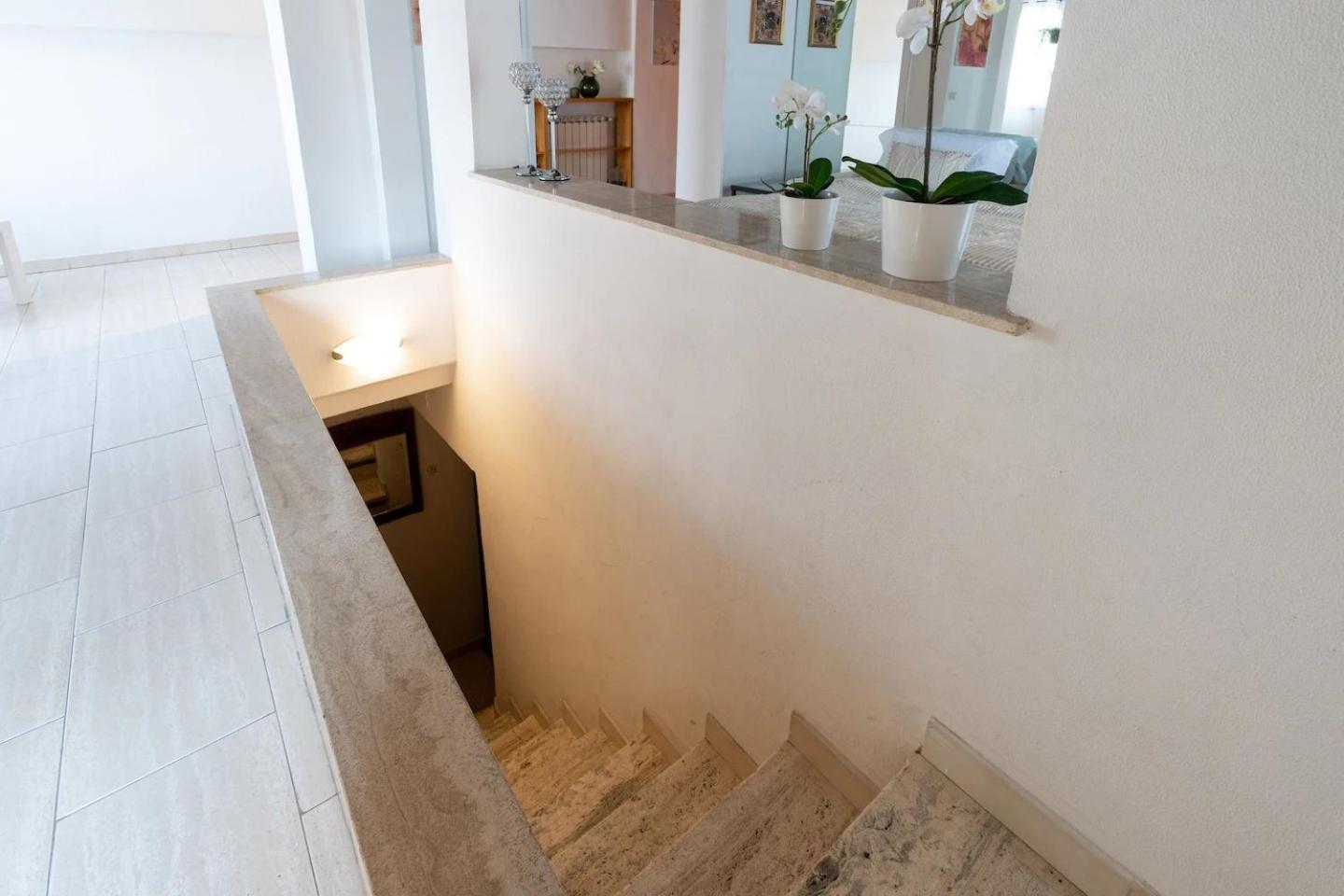 15 Min From Piazza Venezia Skyline Sanctuary In Trastevere Exterior photo