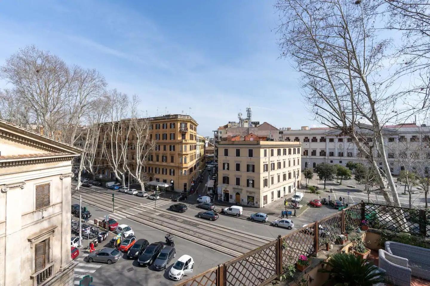 15 Min From Piazza Venezia Skyline Sanctuary In Trastevere Exterior photo